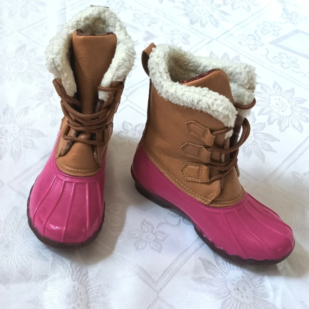Adrienne Vittadini Gavin-03K Girls Size 2 Lace Up Sherpa Collar Duck Boots Pink